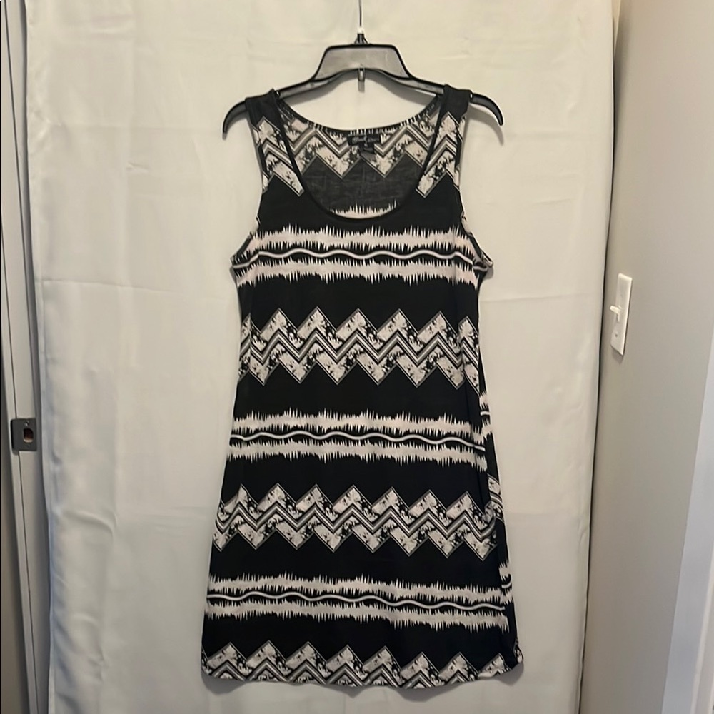 Beach by Exist Black and White Sundress bathing suit cover up dress USED XL